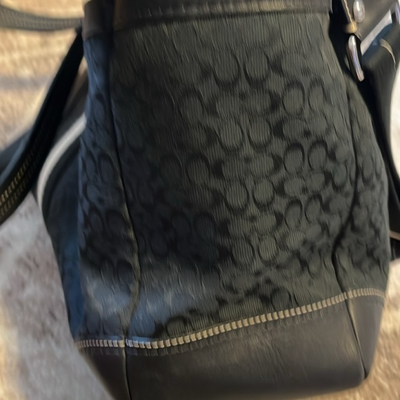 COACH F13813 VOYGER  BLACK CANVAS & LEATHER TOTE BAG - Picture 13 of 13